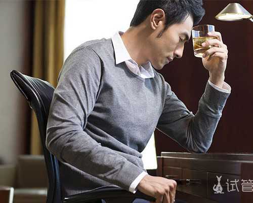 国内供卵的机构有哪些公司,做三代试管婴儿生一对龙凤胎贵吗？附费用明细？